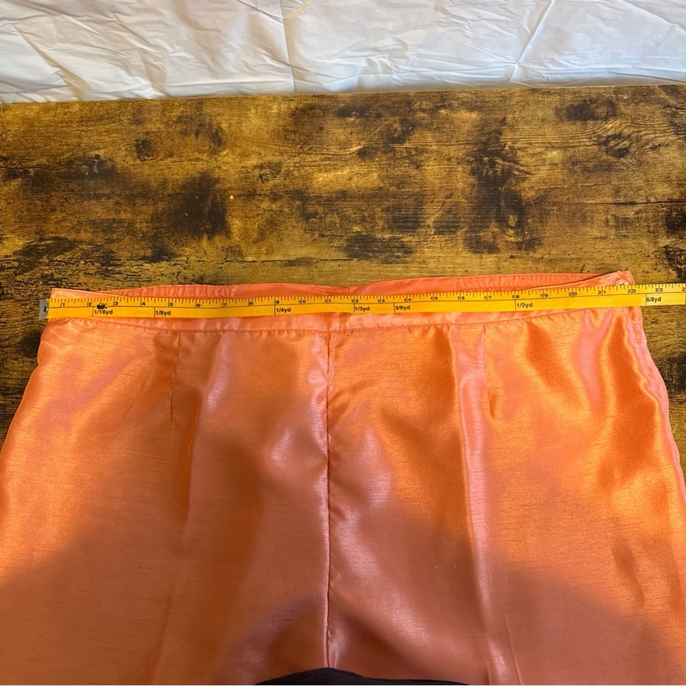 Mlle Gabrielle Size 24W Coral Satin Two-Piece Set with Floral Embroidery - Picture 6 of 9